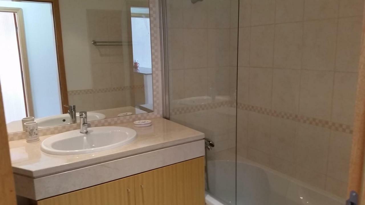 Vista Das Ondas Olhos De Agua Albufeira Eksteriør billede